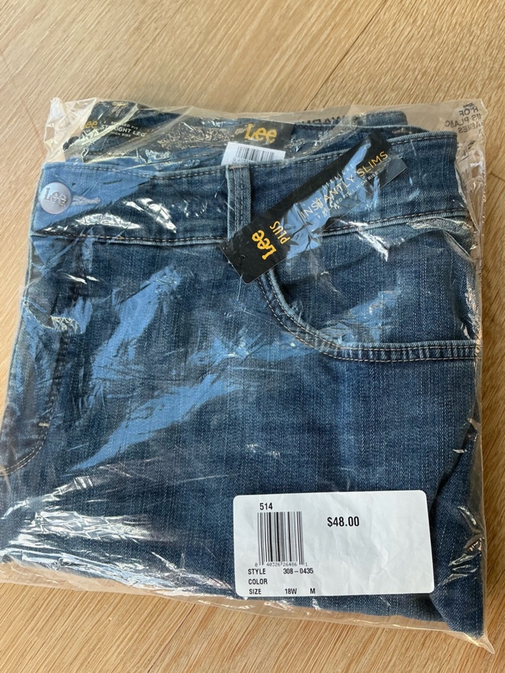 NWT! LEE Plus Relaxed Fit Straight Leg High Rise Slimming Jeans Women’s Size 18W - Picture 2 of 15